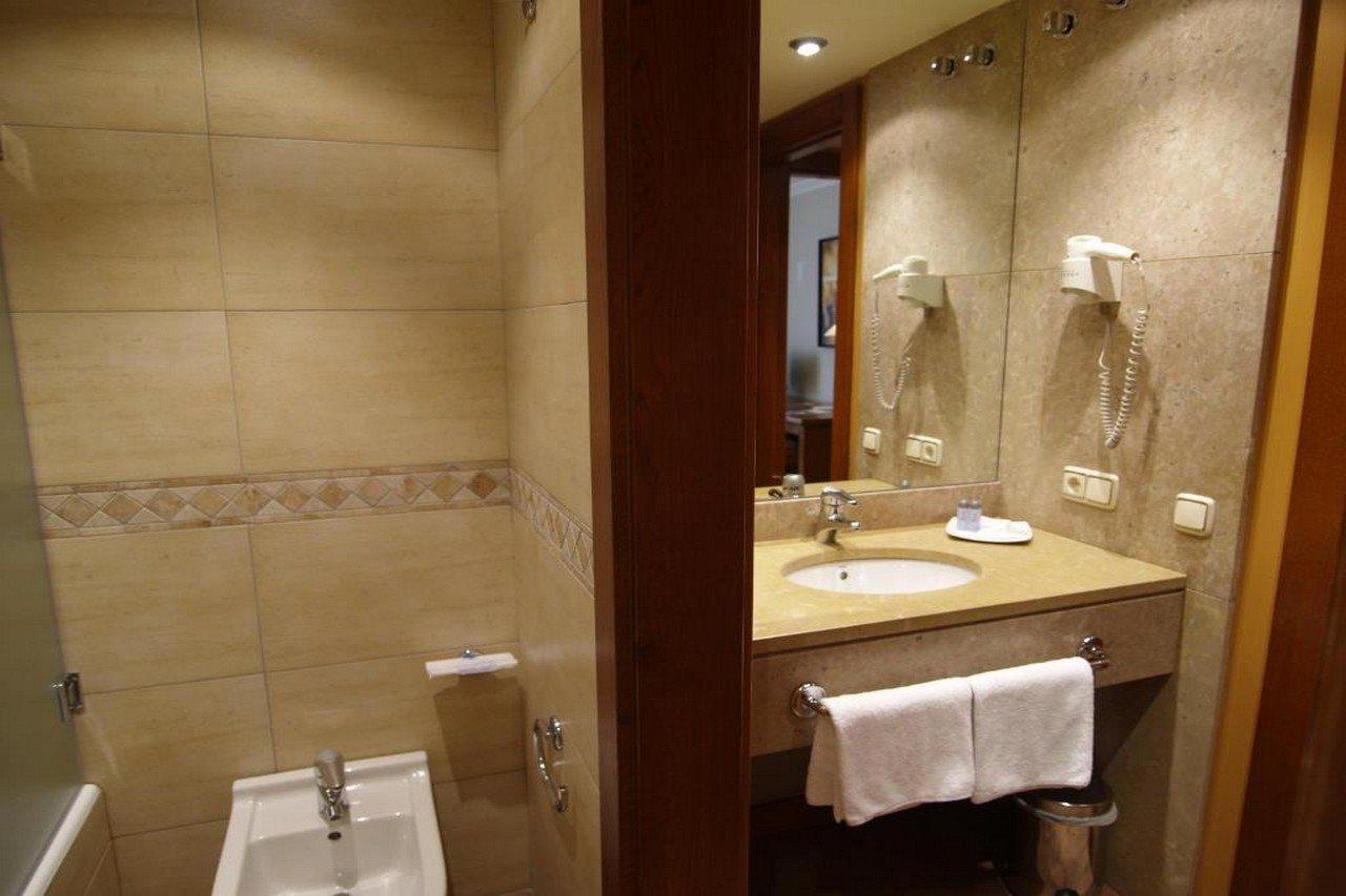 Hotel Pamplona Villava Dış mekan fotoğraf