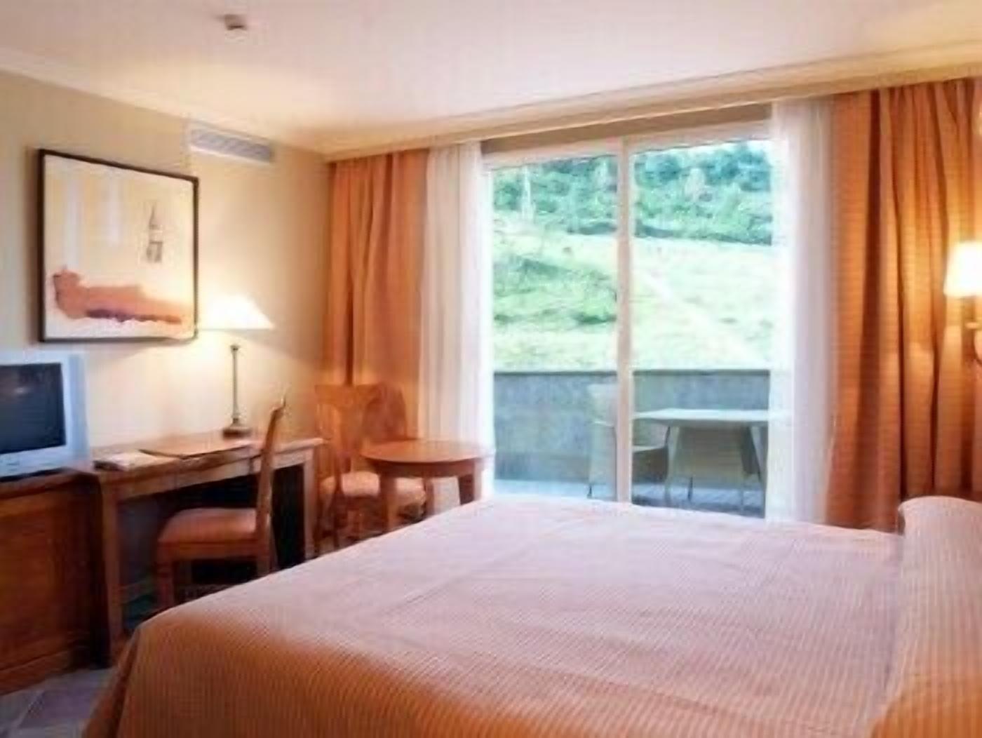 Hotel Pamplona Villava Dış mekan fotoğraf