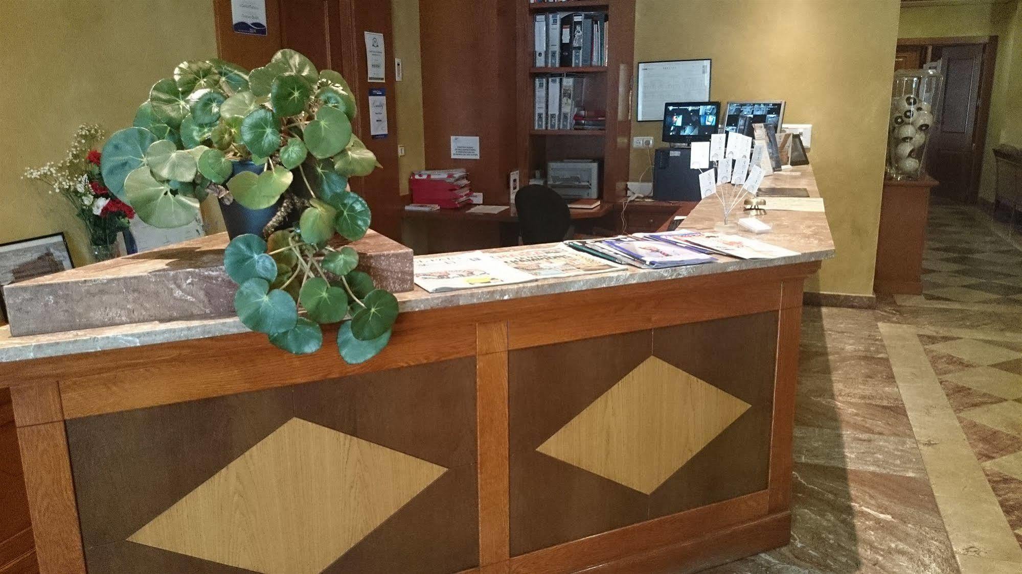 Hotel Pamplona Villava Dış mekan fotoğraf